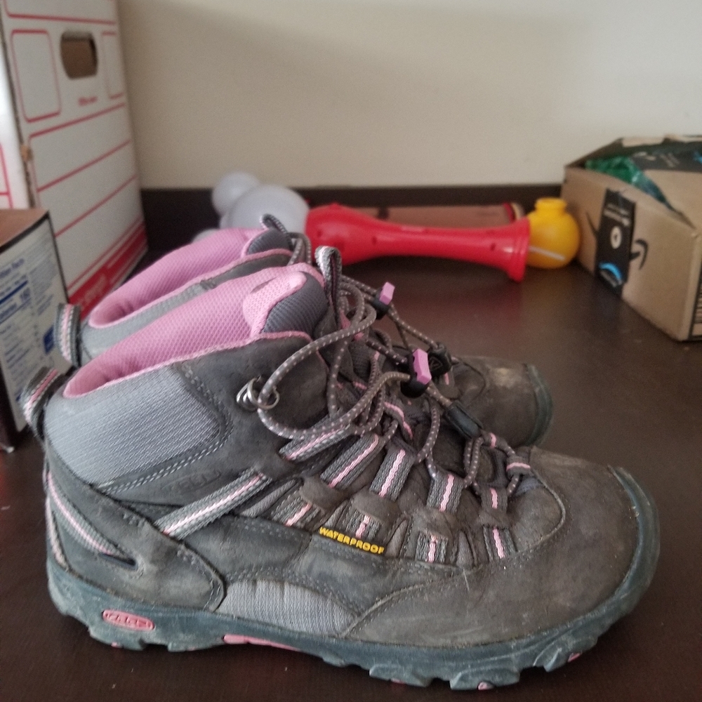 Merrill Girls Waterproof Hiking Boots